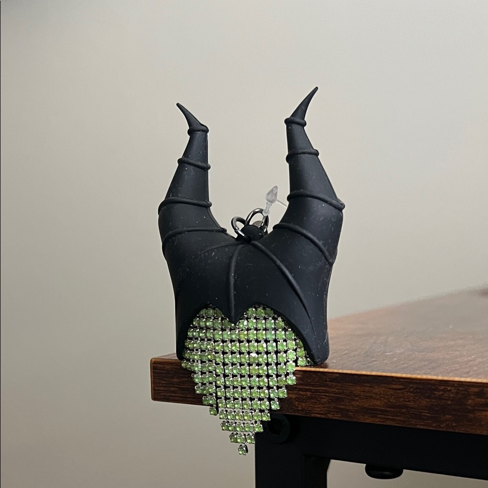 Bath & Body Works Black Horned Keychain